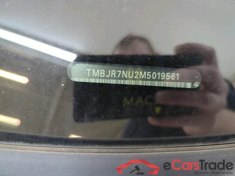 SKODA Karoq 110 kW #3