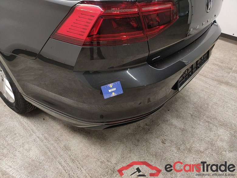 Volkswagen Passat 1.5 TSI Style Business DSG 4d #3