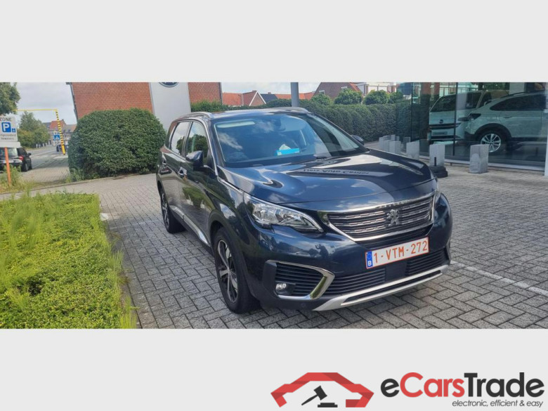 PEUGEOT 5008 1.2 PureTech Allure (EU6.2) #1
