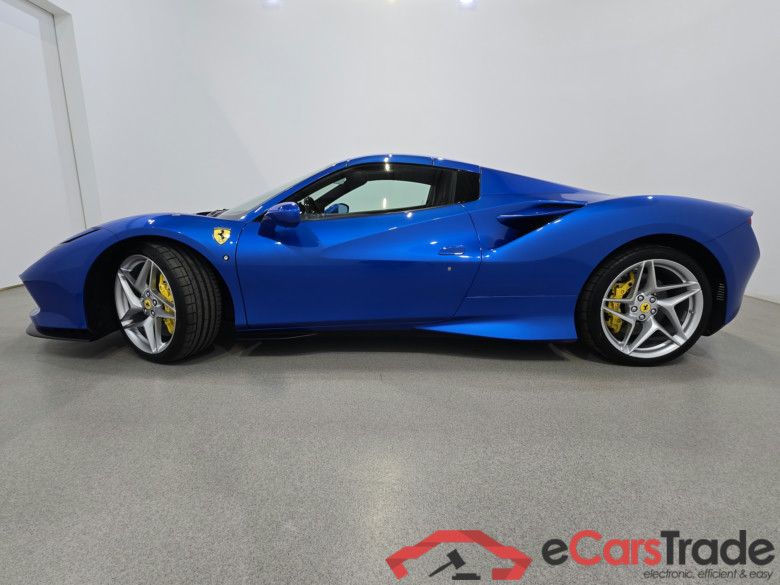 FERRARI F8 Spider 3.9L TwinTurbo V8 721Hp Aut. LED-Xenon JBL Navi Racing-Seats KeylessGo Camera Klima PDC ... #3