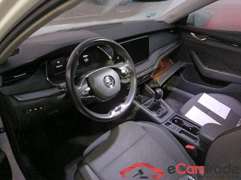 SKODA Octavia / 2020 / 5P / berlina con portón 2.0 TDI 110kW (150CV) Manual Ambition #3