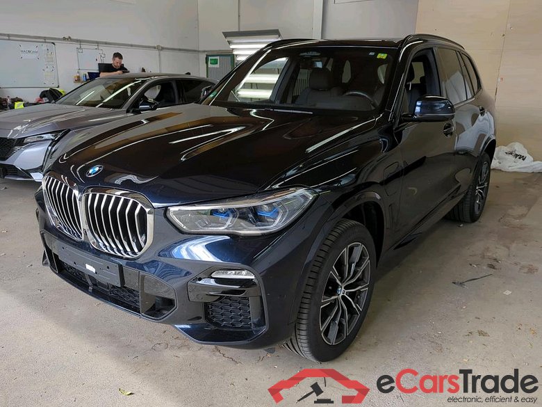 Baureihe X5 xDrive 45 e M Sport 3.0 290KW AT8 E6d #1