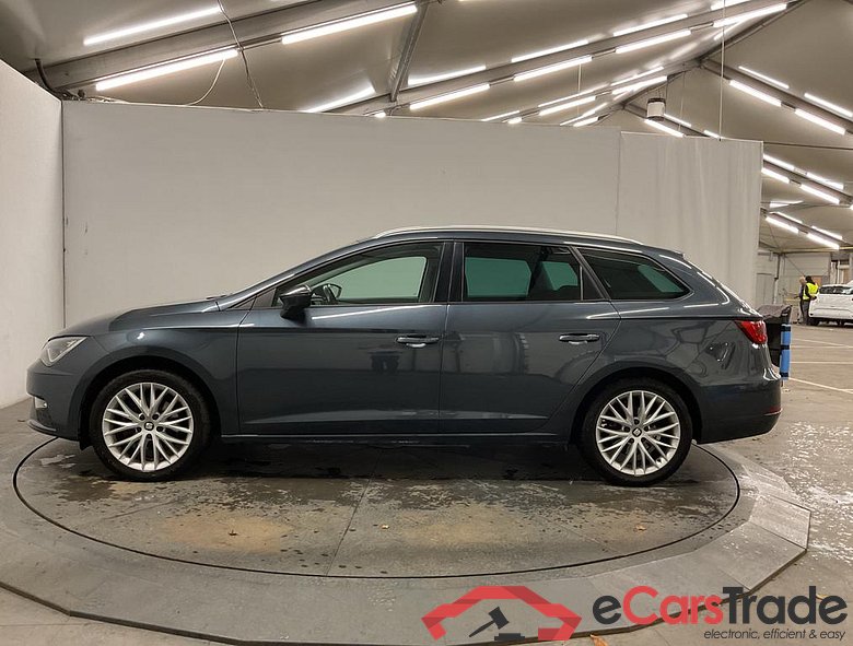 Seat Leon ST 1.5 TGI LED Navi KeylessGo Klima PDC ... #2