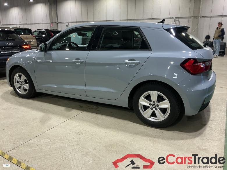 AUDI A1 1.0 25 TFSI ATTRACTION #3