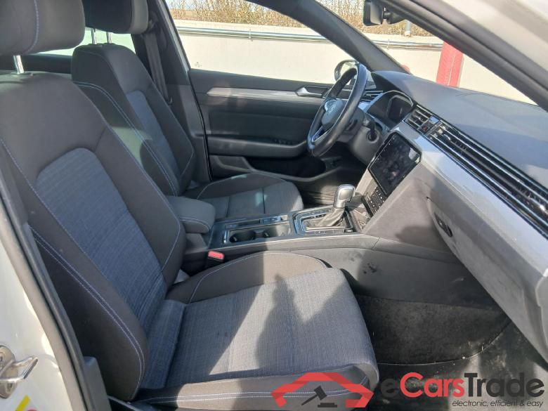 VOLKSWAGEN Passat / 2019 / 5P / familiar Variant GTE 1.4 TSI e-Power 115kW + 85kW #6