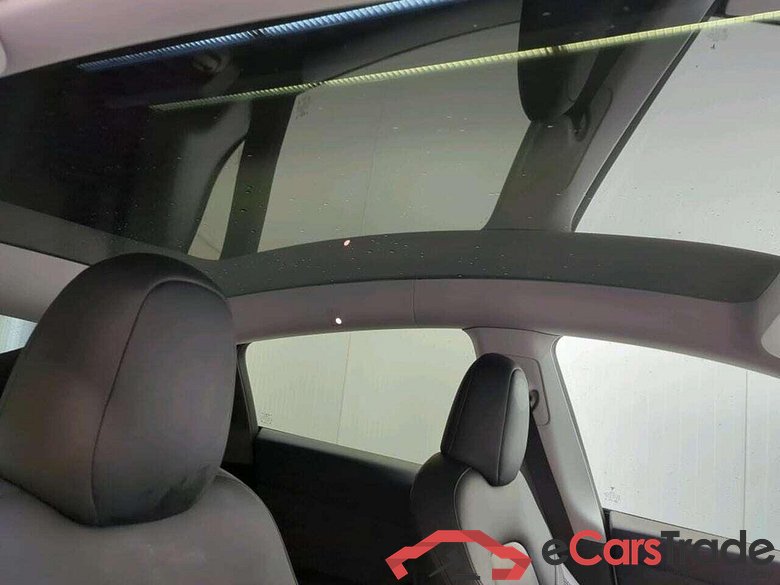 Tesla Model Y PerformanceAWD 75kWh #4