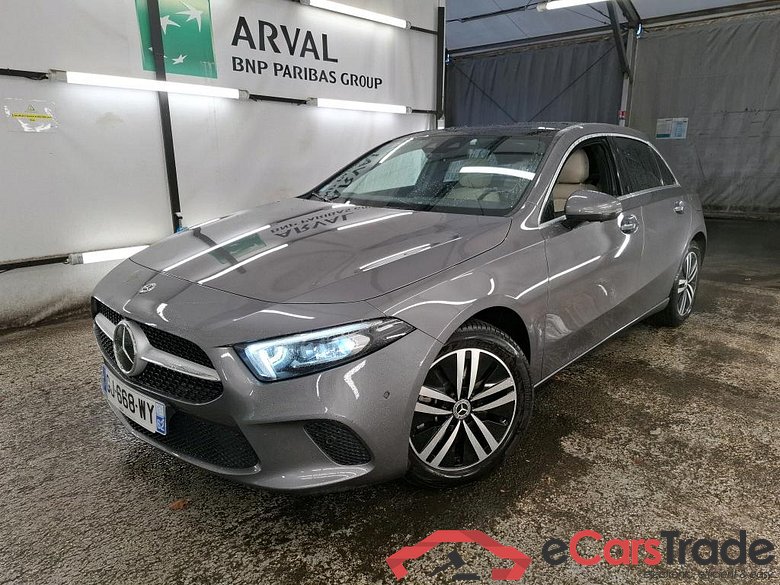 MERCEDES-BENZ Classe A Compact / 2018 / 5P / Berline A 250 e Progressive Line 8G-DCT #1