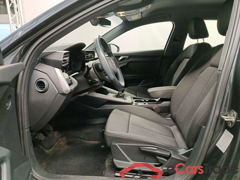 Audi A3 Berline 1.0 TFSi 30 81kW Attraction 4d #3