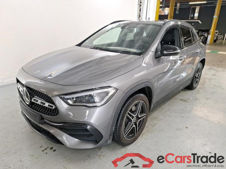 MERCEDES-BENZ GLA 1.3 GLA 250 E DCT BUSINESS SOLUTION