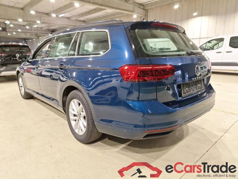 VOLKSWAGEN PASSAT VARIANT DIESEL - 2019 1.6 TDi SCR Style Business DSG #3