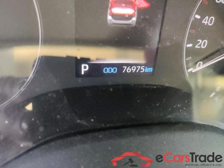 TOYOTA Yaris / 2020 / 5P / berlina con portón 1.5 120H Business Plus #5