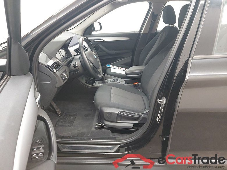 BMW X1 sDrive16dA (85 kW) 5d #3