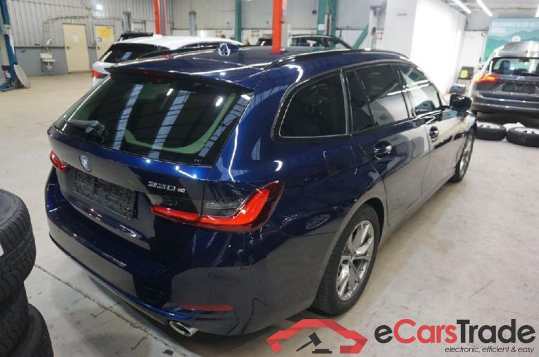 BMW 3er 330e Touring Aut. 5d 135kW #2