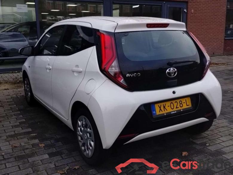 TOYOTA Aygo 1.0 VVT-i x-play #3