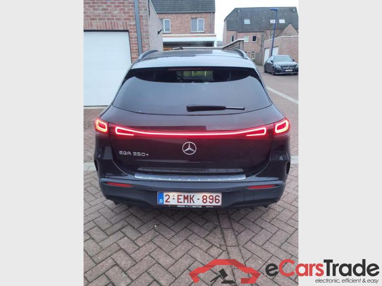 MERCEDES-BENZ EQA (H243) - 2024 70.5 kWh 250+ AMG Line #3