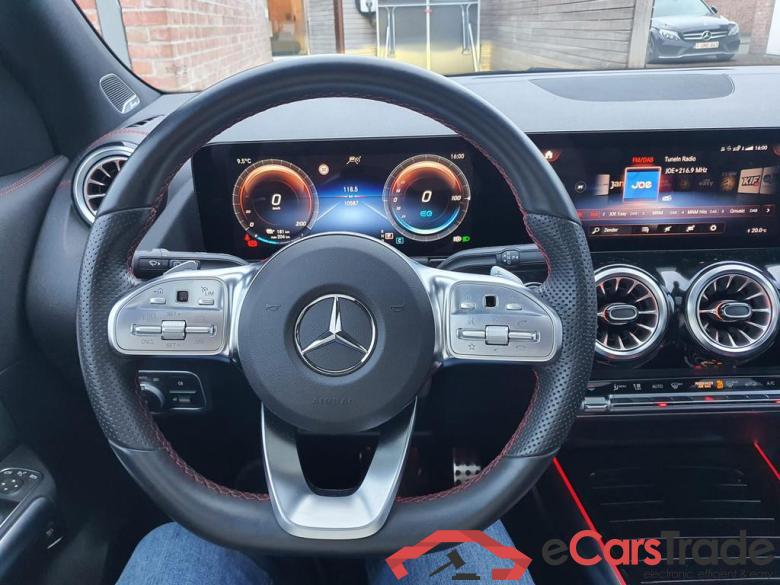 MERCEDES-BENZ EQA (H243) - 2024 70.5 kWh 250+ AMG Line #5