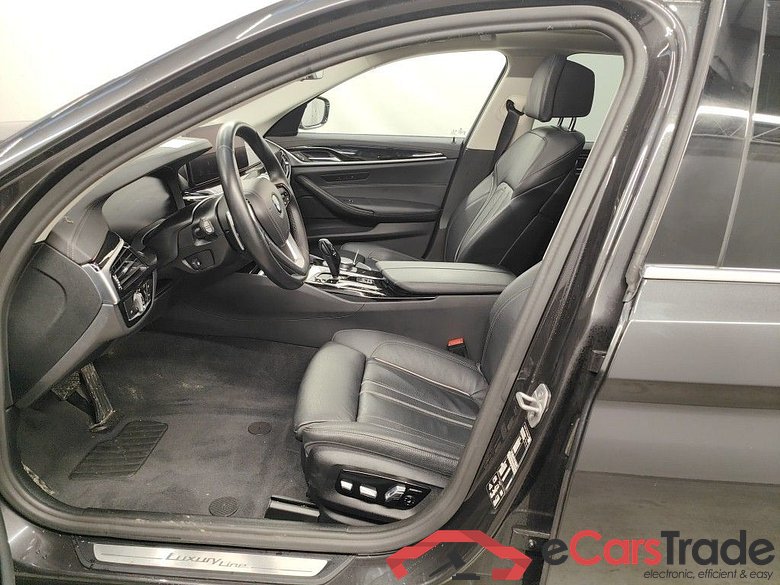 BMW 5 TOURING DIESEL - 2020 530 dXAS 286 MHD 5d #3