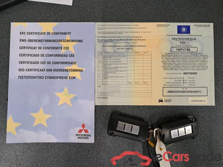 MITSUBISHI - MIT OUTLANDER PHEV 4WD 239PK Instyle SDA With Premium Leather & Removable Towing Hook * HYBRID * #4