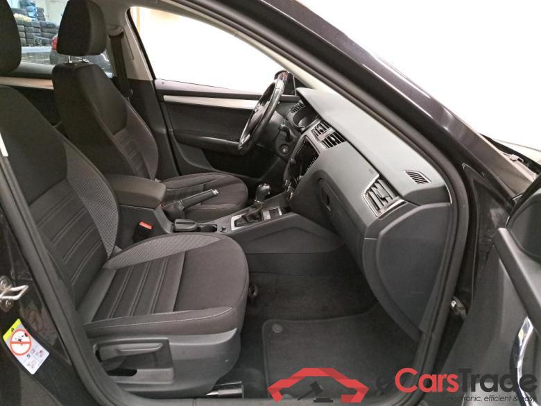 SKODA - SKO OCTAVIA COMBI CRTDI 115PK DSG7 Ambition & GPS & Comfort & Heated Seats #3