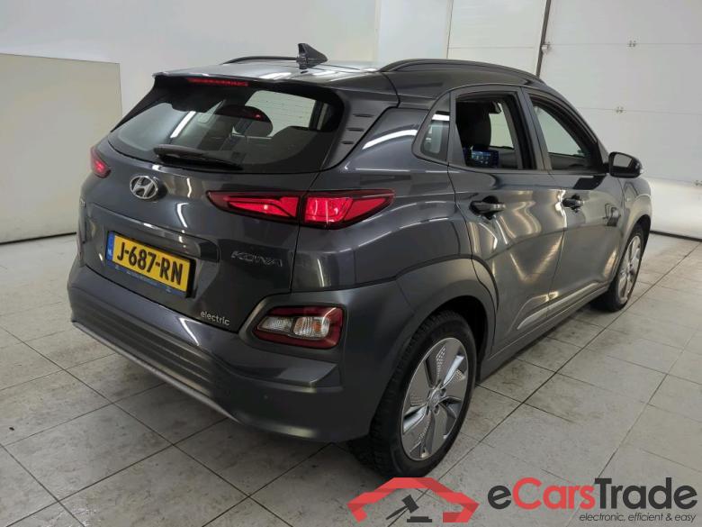 Hyundai KONA Comfort Electric 64 kWh 5d #2