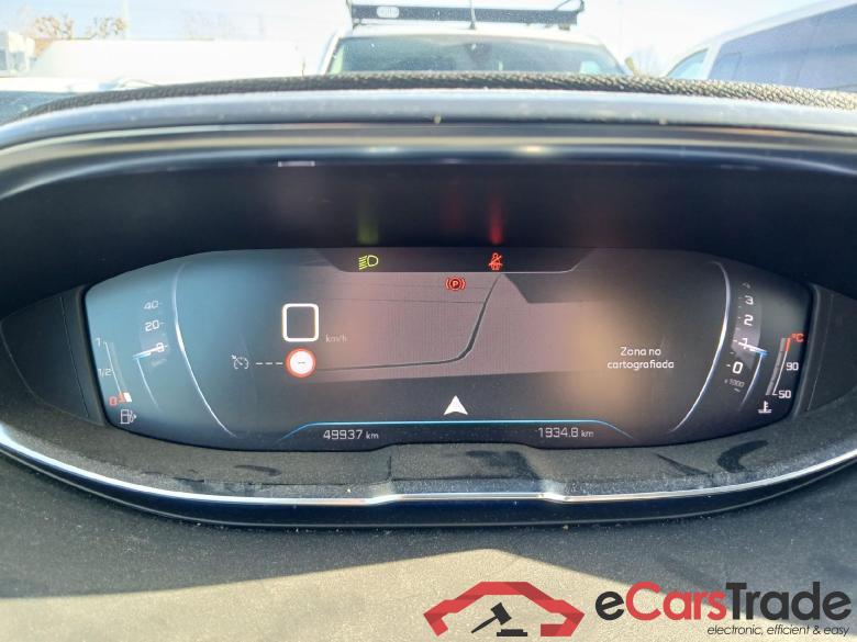 PEUGEOT 3008 / 2020 / 5P / todoterreno 1.2 PureTech 96KW S&S Allure Pack #1