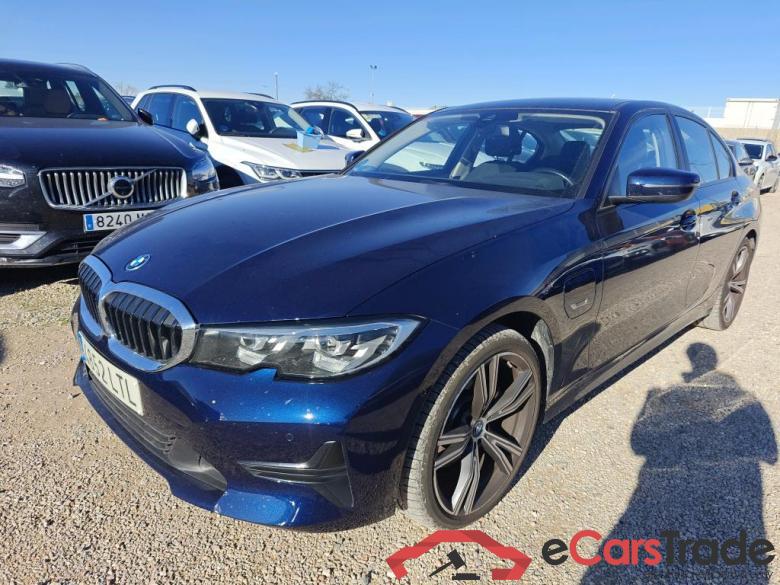 BMW Serie 3 / 2018 / 4P / sedán 320e #1