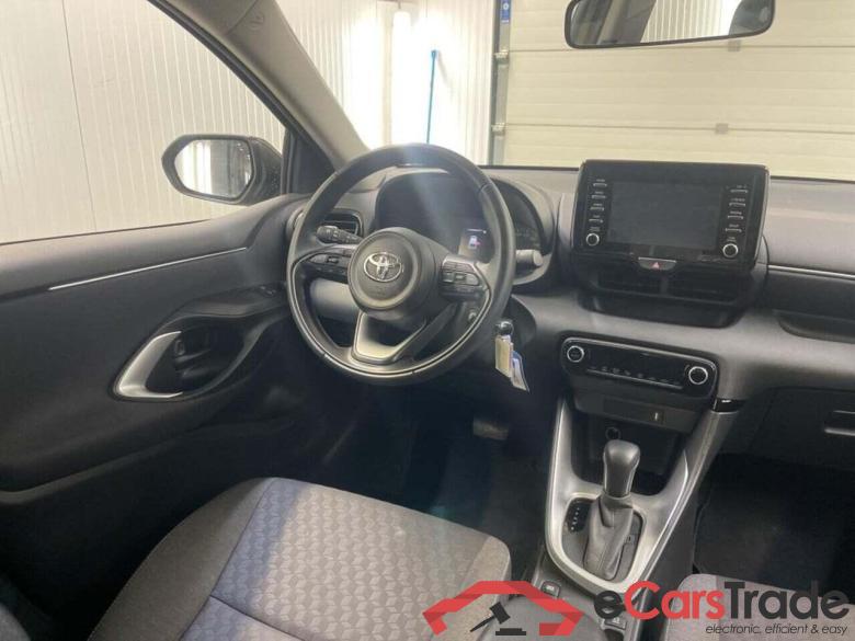 TOYOTA Yaris 1.5 Hyb. Active #3