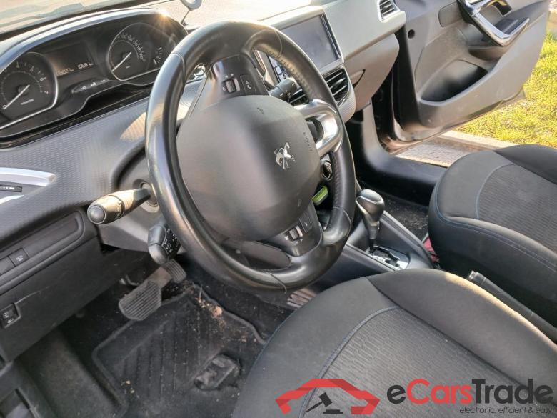 PEUGEOT 208 1.2 PureTech Signature S&S (EU6.2) #6