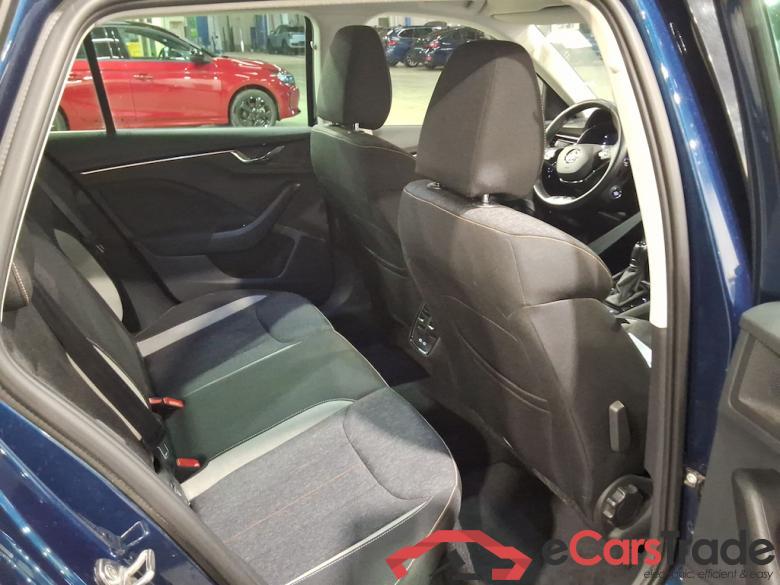 SKODA KAMIQ 1.6 TDI 85KW DSG STYLE #5