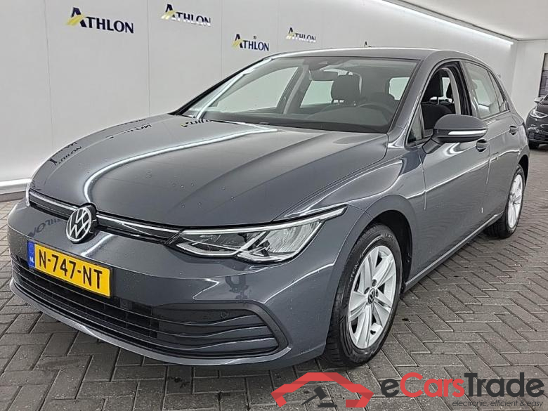 VOLKSWAGEN GOLF 1.0 eTSI 81kW DSG Life 5D