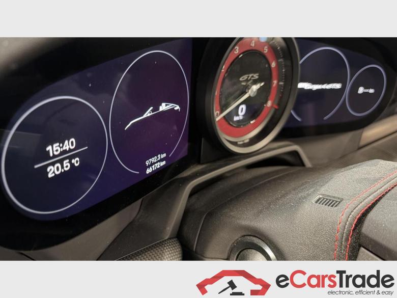 Porsche 911 Targa 4 GTS #4