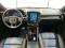 preview Volvo XC40 #2