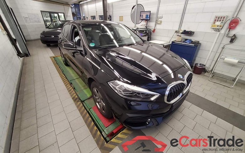 BMW 1 Limousine (F40)(2019->) DE - LimS5 116 i EU6d, Advantage (OPF)(EURO 6d), 2020 - 2024 #2