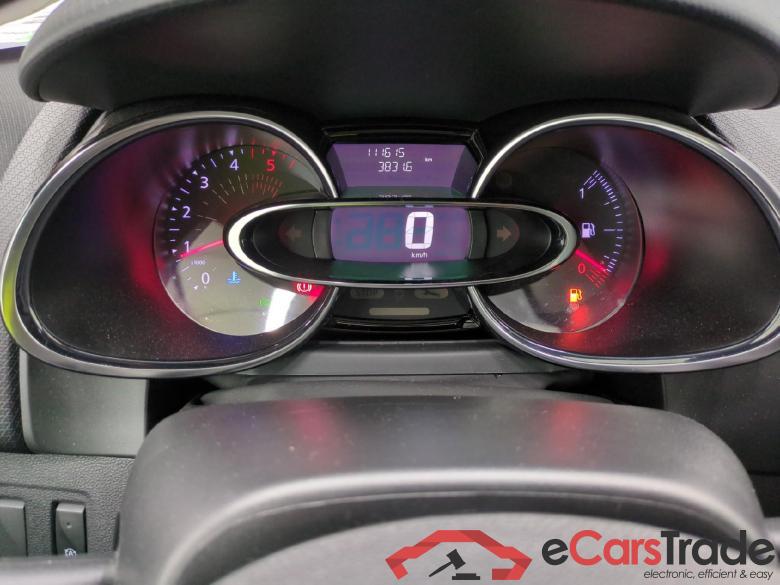 Clio IV Air MediaNav 1.5 dCi 90CV BVM5 E6 #6