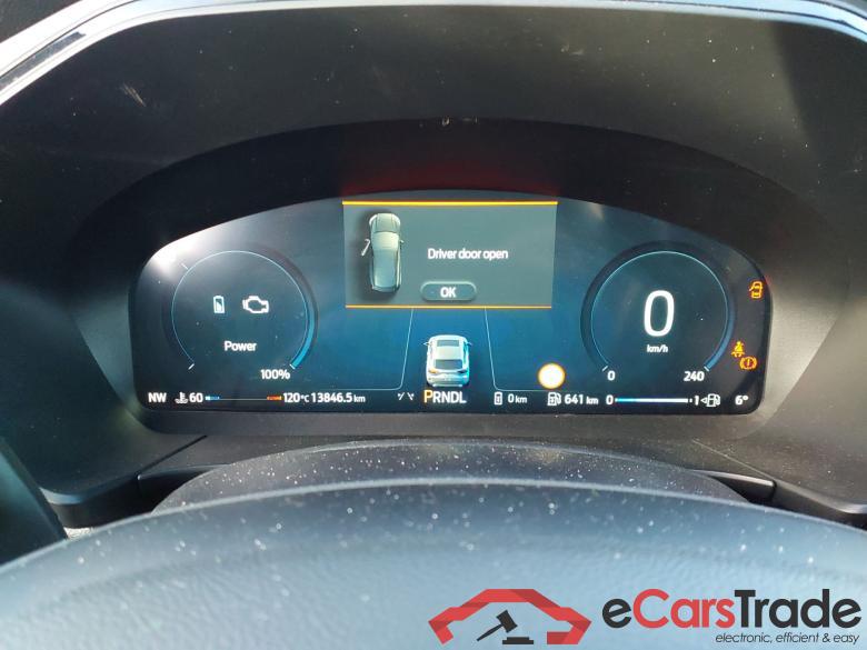 FORD Kuga 2.5 243CV  Automático St Line X (Pano) #4