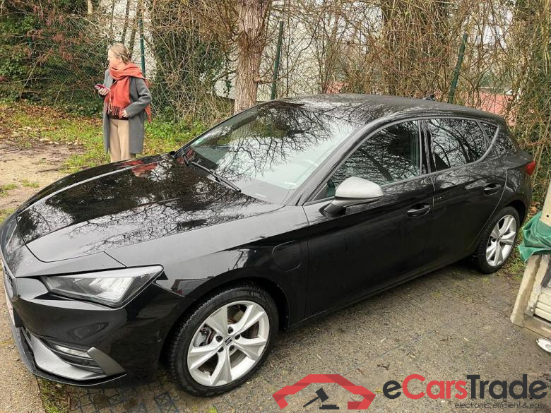 SEAT Leon e-Hybrid (PHEV) Leon e-Hybrid 1.4 FR DSG (150 kW)