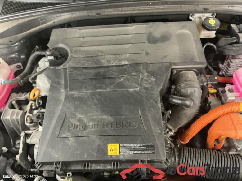 KIA XCEED 1.6 GDI PHEV DCT BUSINESS LINE #6