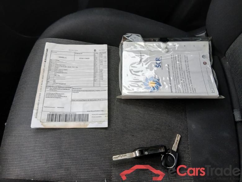 FIAT Doblò Cargo/2015/4P/furgón derivado de turismo Cargo SX 1.3 Mjet 70 kW (95 CV) #5