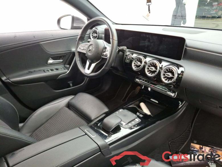 MERCEDES-BENZ CLA-klasse Shooting Brake 200 Business Sol. Luxury DCT #3