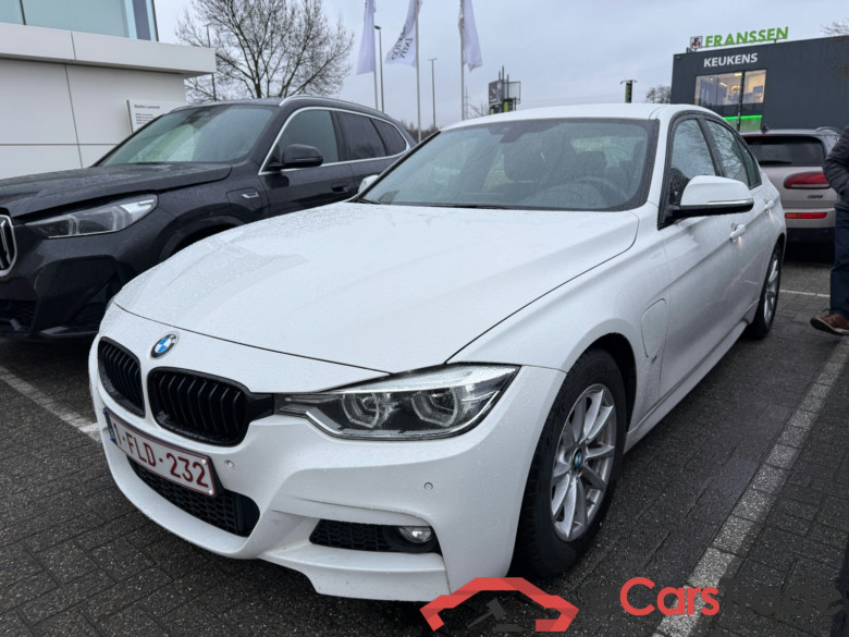 BMW 330e Facelift Plug-In Hybrid M-Sport Aut. LED-Xenon Navi-Pro Alcantara KeylessGo Klima PDC ... #1