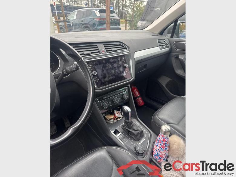 VOLKSWAGEN Tiguan 1.4 TSI 4MOTION 110 kW (150 ch) 6 vitesses DSG #6