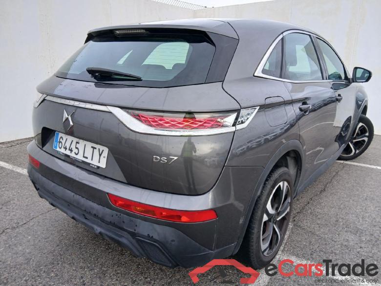 DS DS 7 Crossback / 2017 / 5P / todoterreno BlueHDi DE 96kW (130CV) Auto. CHIC (AC) #2