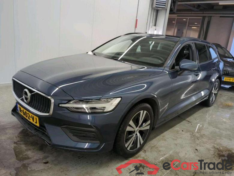 VOLVO V60 2.0 B3 Mom. Adv.