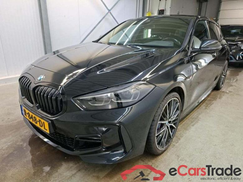 BMW 1-serie 118i Bns Edition #1