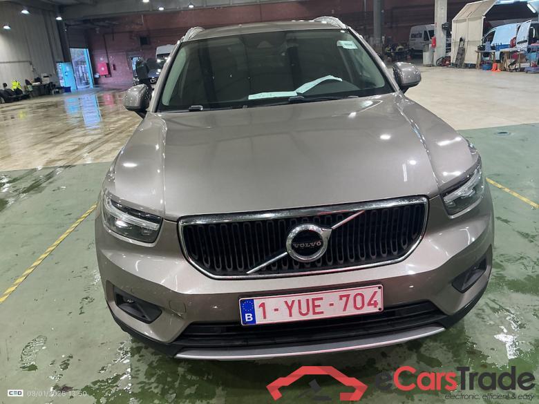 VOLVO XC40 1.5 T3 Momentum Pro Geartronic #2