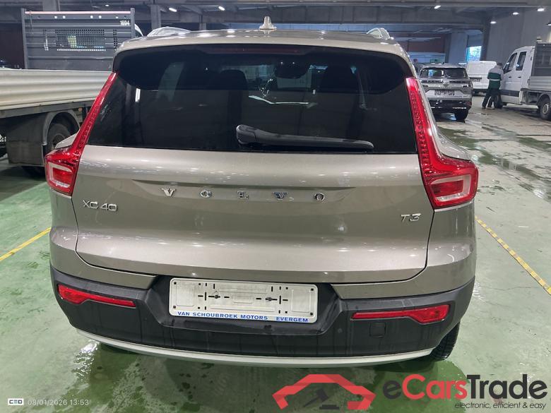 VOLVO XC40 1.5 T3 Momentum Pro Geartronic #5