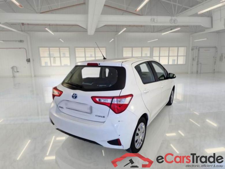TOYOTA YARIS / 2017 / 5P / BERLINA 1.5 HYBRID BUSINESS #2