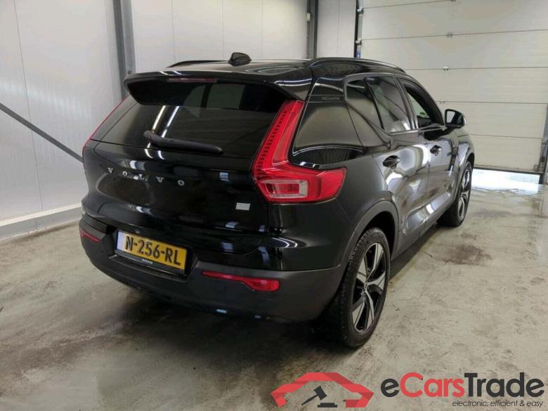 VOLVO XC40 Recharge Twin Pro #2