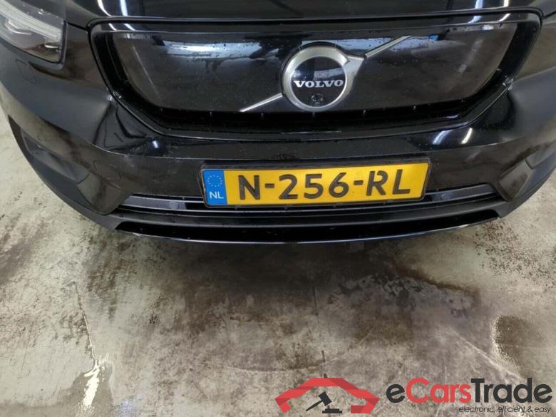 VOLVO XC40 Recharge Twin Pro #4