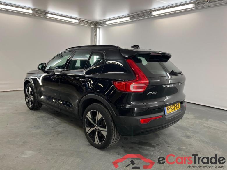 VOLVO XC40 Recharge P8 AWD R-Design #3